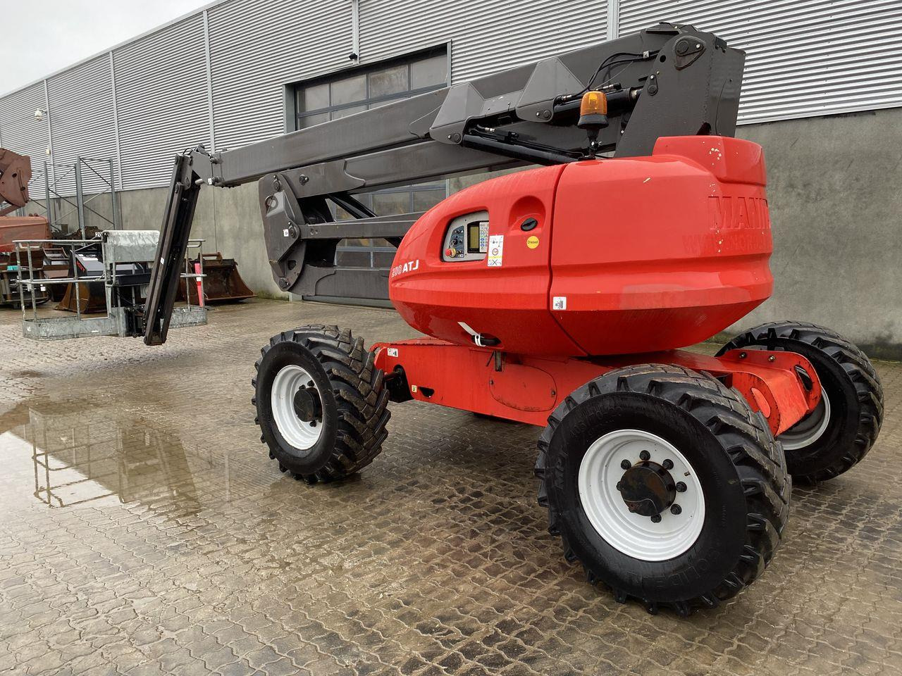 Manitou 200ATJ RC - Gelenkarmbühne: das Bild 2 Manitou 200ATJ RC - Gelenkarmbühne: das Bild 2
