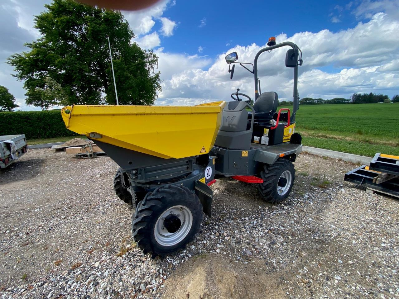 Wacker Neuson DW20 - Mini-Kipper: das Bild 2 Wacker Neuson DW20 - Mini-Kipper: das Bild 2