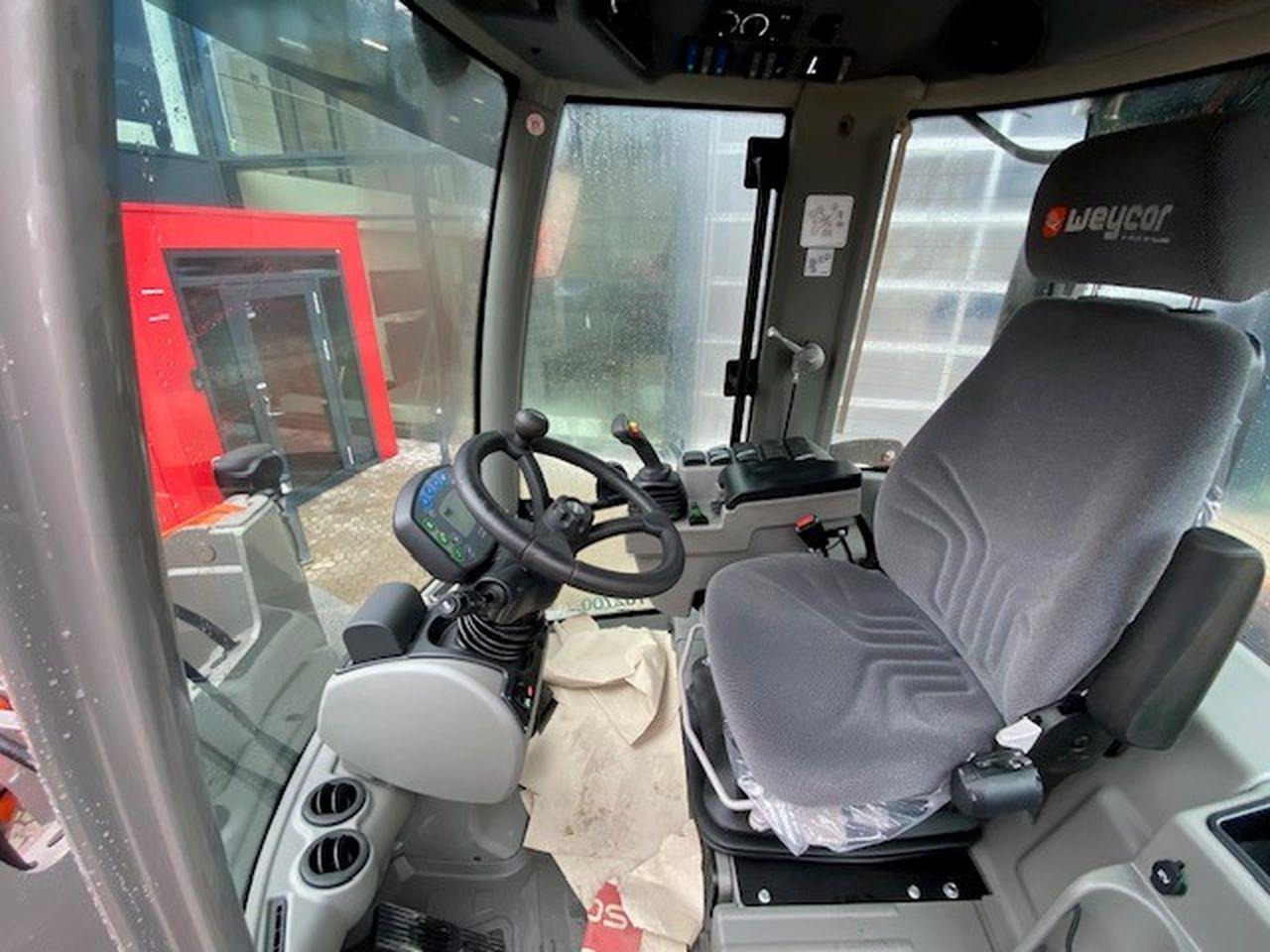 Weycor AR550 HS - Radlader: das Bild 5 Weycor AR550 HS - Radlader: das Bild 5