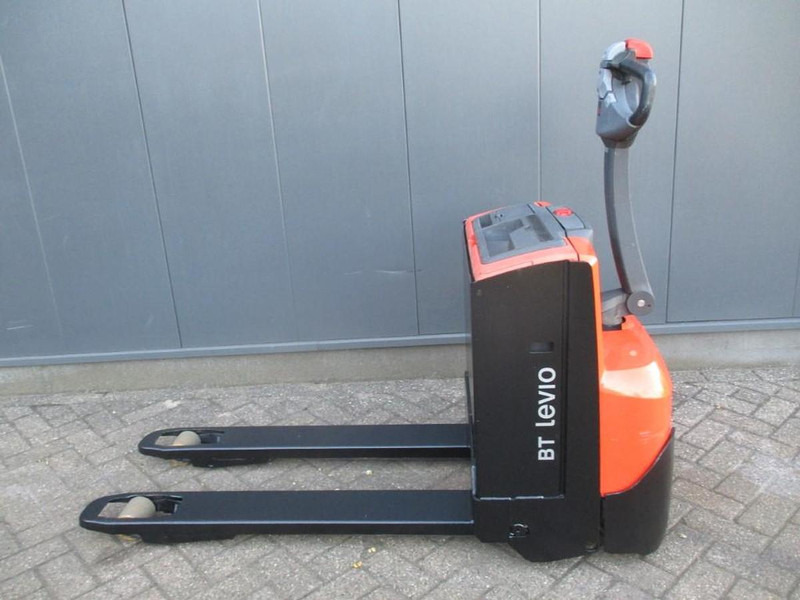 BT LWE 160 - Niederhubwagen: das Bild 1 BT LWE 160 - Niederhubwagen: das Bild 1