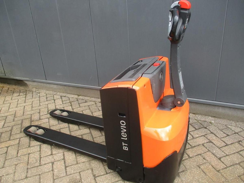 BT LWE 160 - Niederhubwagen: das Bild 3 BT LWE 160 - Niederhubwagen: das Bild 3