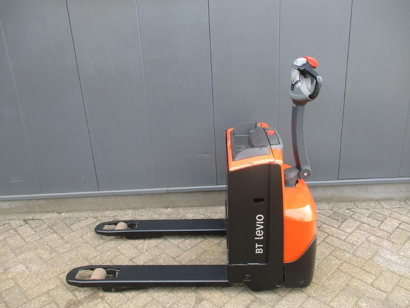 BT LWE 160 - Niederhubwagen: das Bild 1 BT LWE 160 - Niederhubwagen: das Bild 1