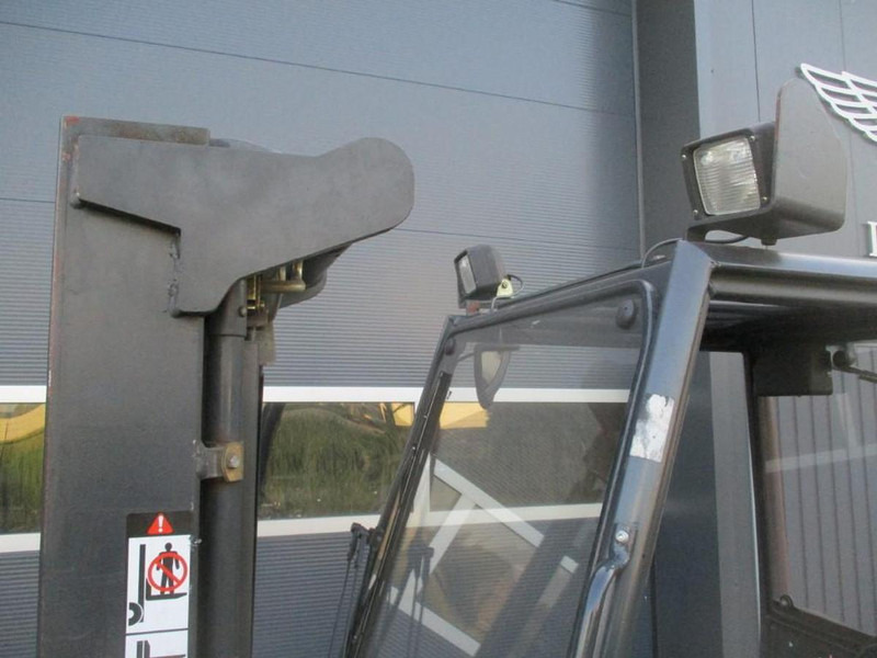 Linde E 16C - Elektrostapler: das Bild 4 Linde E 16C - Elektrostapler: das Bild 4