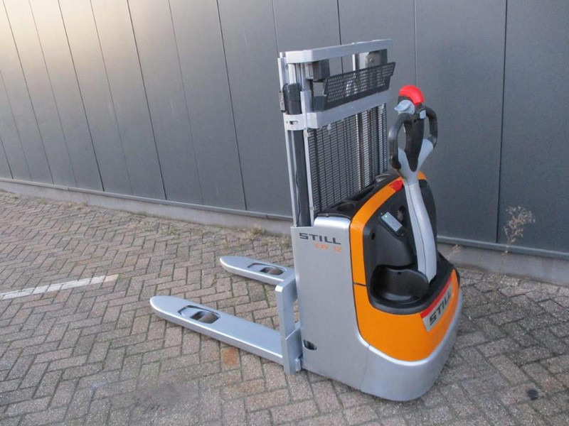 Still EXV12 - Niederhubwagen: das Bild 3 Still EXV12 - Niederhubwagen: das Bild 3