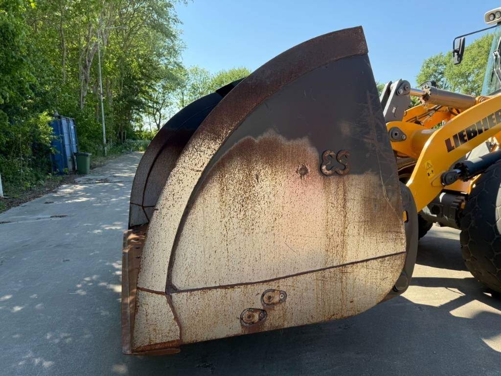 Eurosteel Hoogkiepbak - Schaufel für Baumaschine: das Bild 3 Eurosteel Hoogkiepbak - Schaufel für Baumaschine: das Bild 3