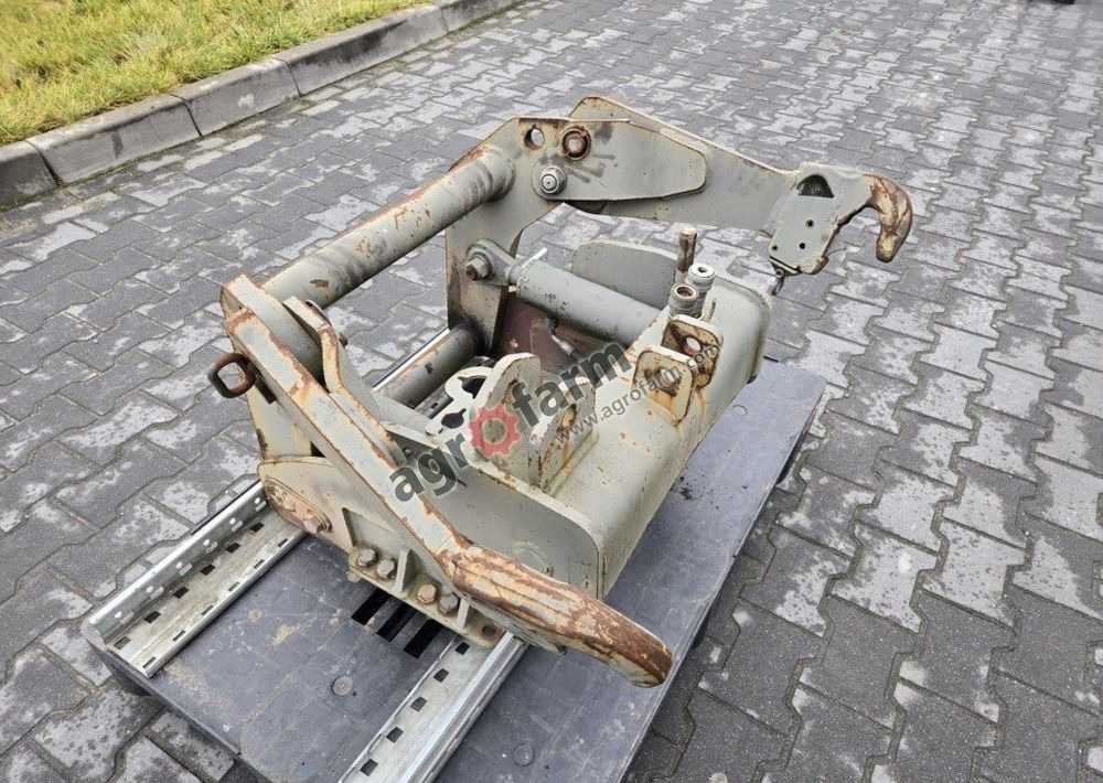 TUZ, przedni podnośnik, Claas Arion 620 Laforge - Anbauteil: das Bild 2 TUZ, przedni podnośnik, Claas Arion 620 Laforge - Anbauteil: das Bild 2
