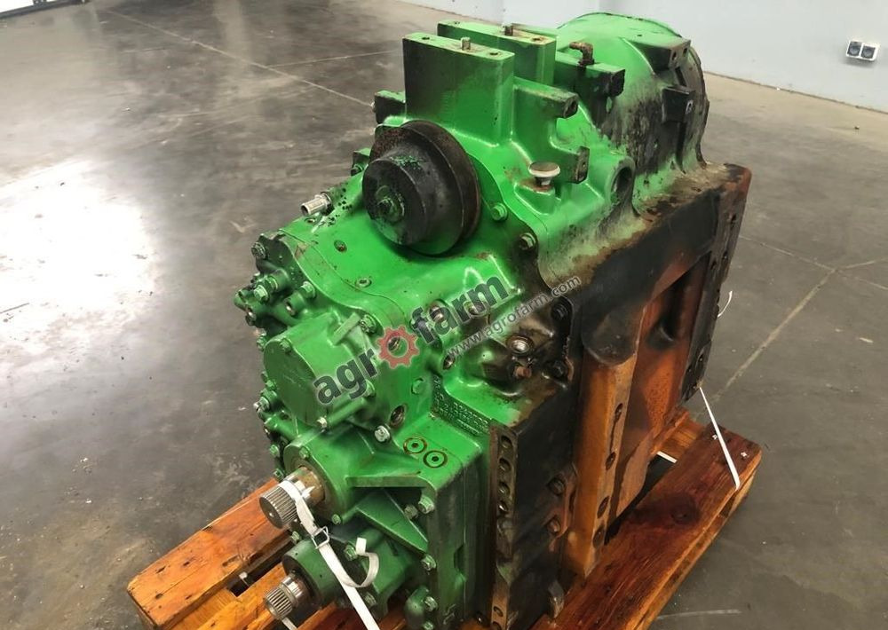 Skrzynia biegów John Deere 8360R RE301738 - Getriebe: das Bild 1 Skrzynia biegów John Deere 8360R RE301738 - Getriebe: das Bild 1