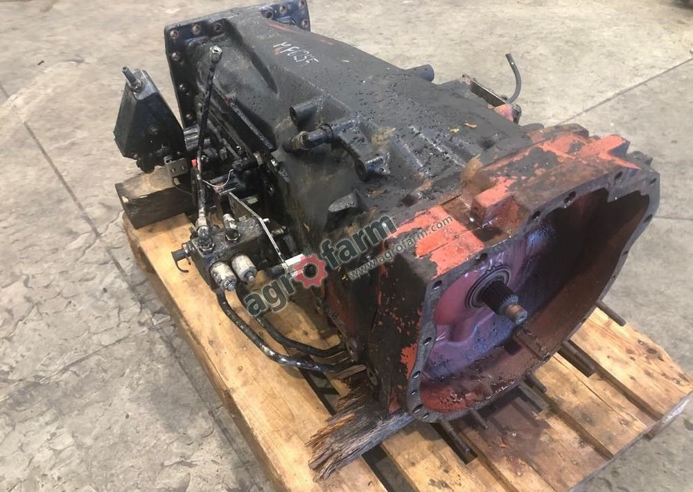 Skrzynia biegów Massey Ferguson 6255 461B7 - Getriebe: das Bild 1 Skrzynia biegów Massey Ferguson 6255 461B7 - Getriebe: das Bild 1