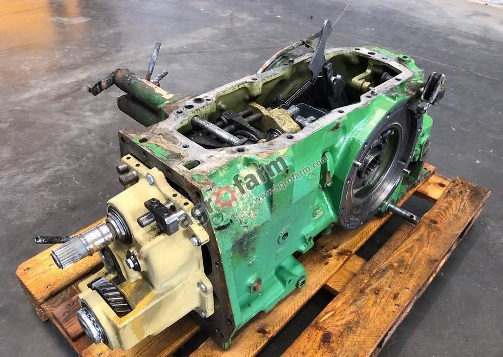 Tylny most John Deere 2140 L36623 - Getriebe: das Bild 2 Tylny most John Deere 2140 L36623 - Getriebe: das Bild 2