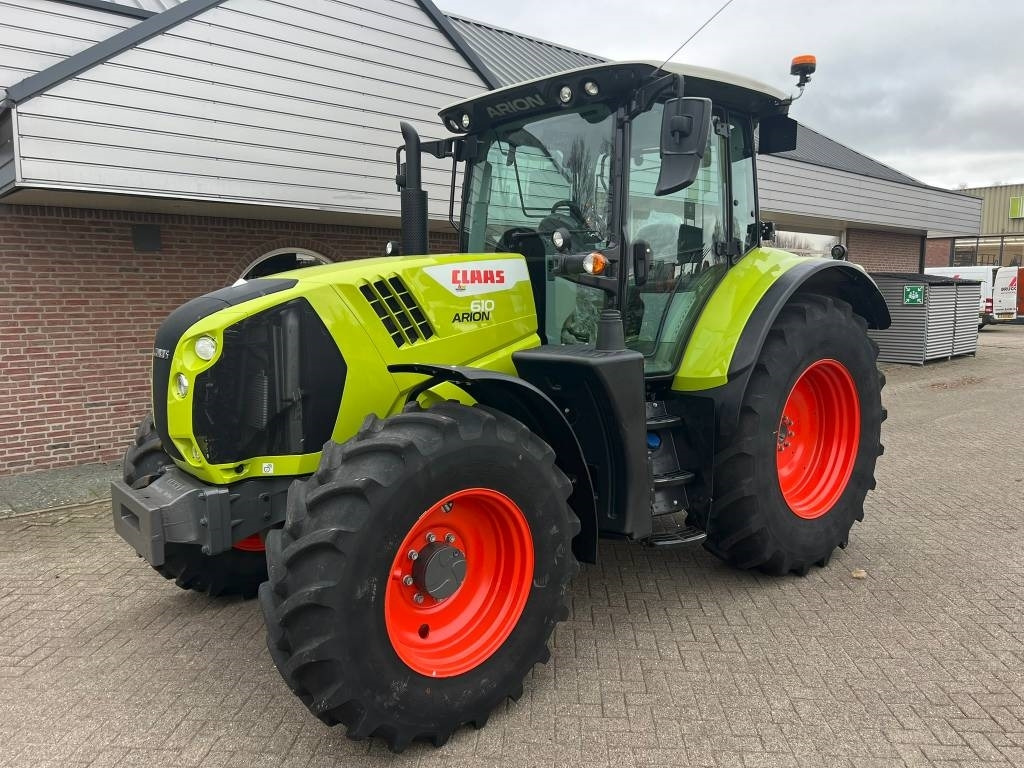 Claas Arion 610 CIS - Traktor: das Bild 1 Claas Arion 610 CIS - Traktor: das Bild 1