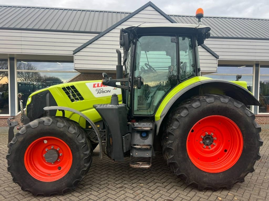 Claas Arion 610 CIS - Traktor: das Bild 2 Claas Arion 610 CIS - Traktor: das Bild 2