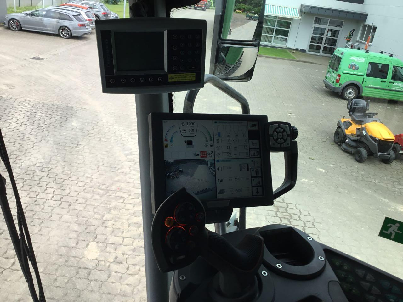 Mähdrescher Fendt 6335 C: das Bild 7