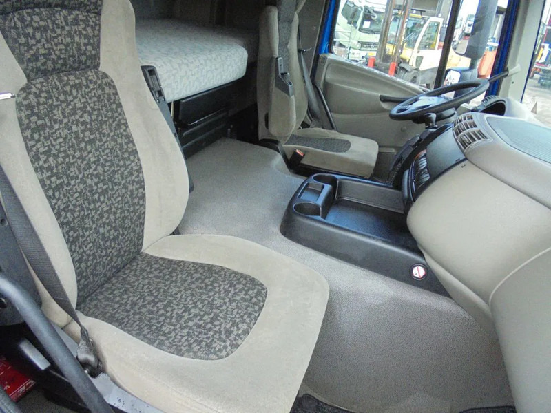 DAF CF 75.250 + Euro 5 - Fahrgestell LKW: das Bild 4 DAF CF 75.250 + Euro 5 - Fahrgestell LKW: das Bild 4
