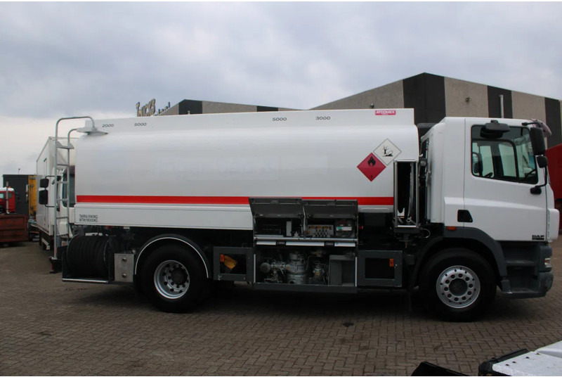 DAF CF 85.430 + PUMP/METERS + 4 COMPART / 15.000 LITER + COMPLETE SYSTEM WORKING + MANUAL - Tankwagen: das Bild 3 DAF CF 85.430 + PUMP/METERS + 4 COMPART / 15.000 LITER + COMPLETE SYSTEM WORKING + MANUAL - Tankwagen: das Bild 3