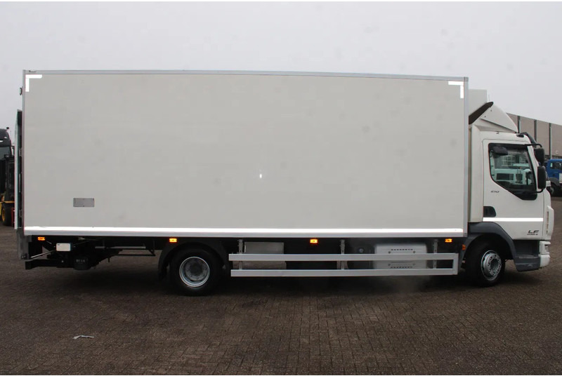 DAF LF 210 + EURO 6 + LIFT - Kühlkoffer LKW: das Bild 2 DAF LF 210 + EURO 6 + LIFT - Kühlkoffer LKW: das Bild 2