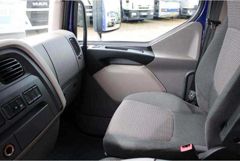 Koffer LKW DAF LF 230 + EURO 6: das Bild 10