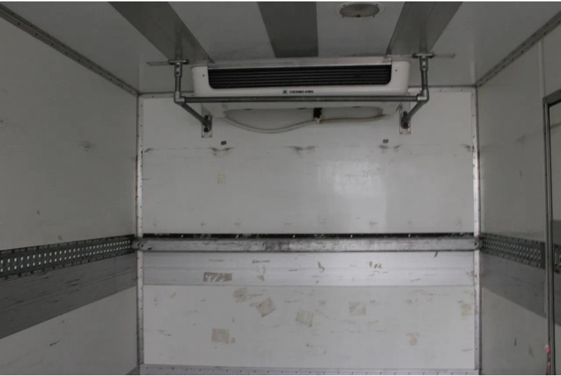 DAF LF 45.130 + EURO 5 + thermo king LOW KM + MANUAL - Kühlkoffer LKW: das Bild 5 DAF LF 45.130 + EURO 5 + thermo king LOW KM + MANUAL - Kühlkoffer LKW: das Bild 5