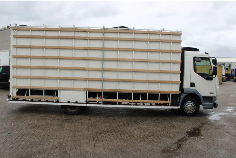 DAF LF 45.180 + MANUAL - Koffer LKW: das Bild 4 DAF LF 45.180 + MANUAL - Koffer LKW: das Bild 4