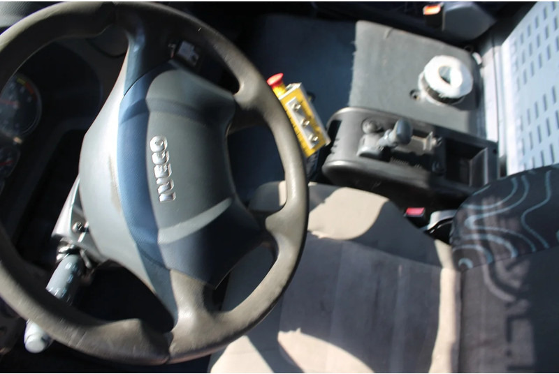 Abrollkipper Iveco Eurocargo 100e18 +EURO 5 + HOOK SYSTEM: das Bild 12 Abrollkipper Iveco Eurocargo 100e18 +EURO 5 + HOOK SYSTEM: das Bild 12