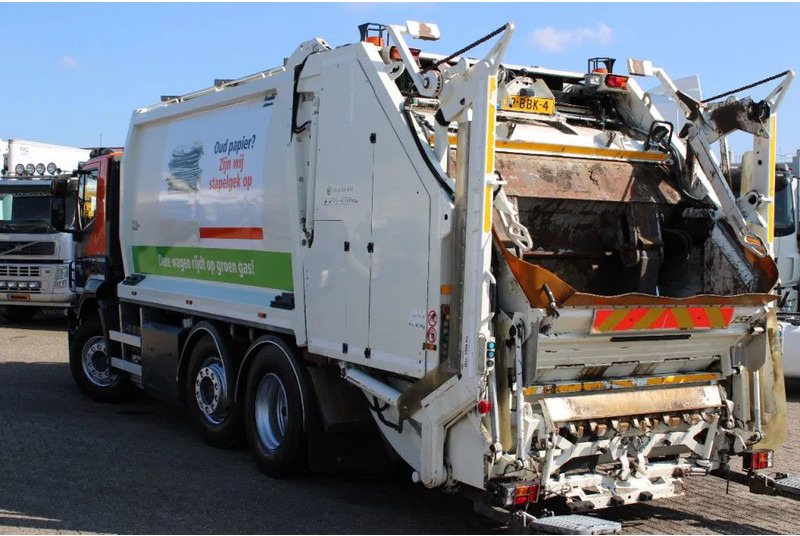 Iveco Stralis 270 CNG + GARBAGE + EURO 5 + 6X2 + RETARDER - Müllwagen: das Bild 2 Iveco Stralis 270 CNG + GARBAGE + EURO 5 + 6X2 + RETARDER - Müllwagen: das Bild 2