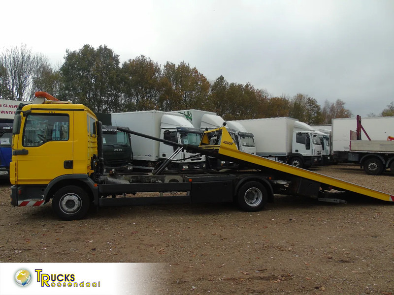 MAN TGL 8.180 + winch + MANUAL + EURO 5 + system working + platform 6 meter - Autotransporter LKW: das Bild 1 MAN TGL 8.180 + winch + MANUAL + EURO 5 + system working + platform 6 meter - Autotransporter LKW: das Bild 1