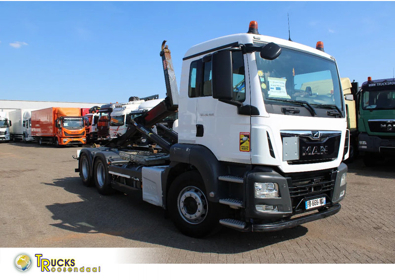 MAN TGS 28.460 + 6X2 + 249.000KM + EURO 6 - Abrollkipper: das Bild 1 MAN TGS 28.460 + 6X2 + 249.000KM + EURO 6 - Abrollkipper: das Bild 1