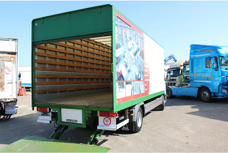 Mercedes-Benz Atego 1223 + euro 2 + lift + MANUAL - Koffer LKW: das Bild 4 Mercedes-Benz Atego 1223 + euro 2 + lift + MANUAL - Koffer LKW: das Bild 4