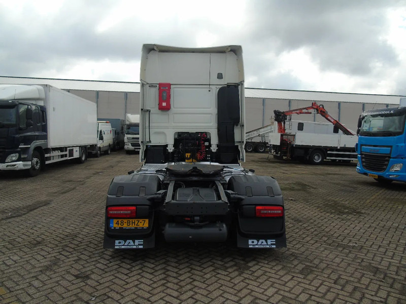 DAF XF 460 + EURO 6 + SSC - Sattelzugmaschine: das Bild 5 DAF XF 460 + EURO 6 + SSC - Sattelzugmaschine: das Bild 5