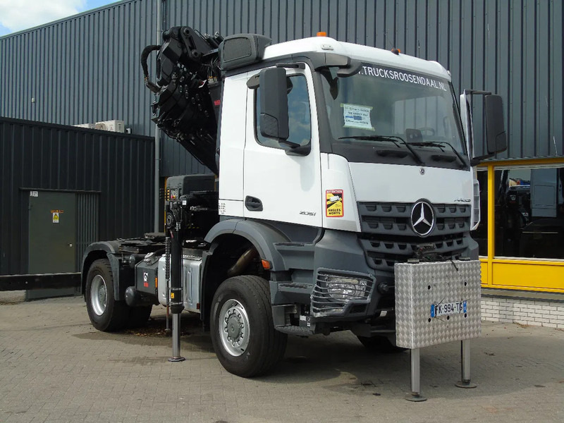 Mercedes-Benz Arocs 2051 + 4X4 + HIAB 302 E6 / JIB 70 X 4 + 10 EXTENTSIONS (512hours) - Sattelzugmaschine: das Bild 5 Mercedes-Benz Arocs 2051 + 4X4 + HIAB 302 E6 / JIB 70 X 4 + 10 EXTENTSIONS (512hours) - Sattelzugmaschine: das Bild 5