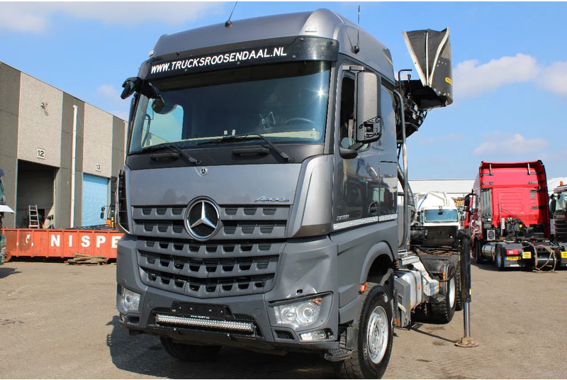 Mercedes-Benz Arocs 2858 + PALFINGER Z15 (2022) + 6X4 + FOREST/WOOD/METAL EDITION - Sattelzugmaschine: das Bild 4 Mercedes-Benz Arocs 2858 + PALFINGER Z15 (2022) + 6X4 + FOREST/WOOD/METAL EDITION - Sattelzugmaschine: das Bild 4