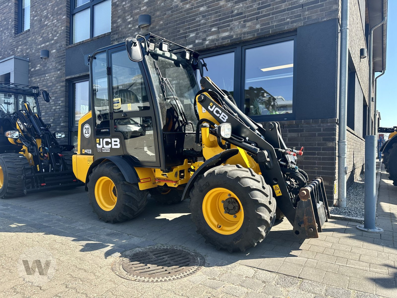 JCB 403 AGRI - Hoflader: das Bild 1 JCB 403 AGRI - Hoflader: das Bild 1