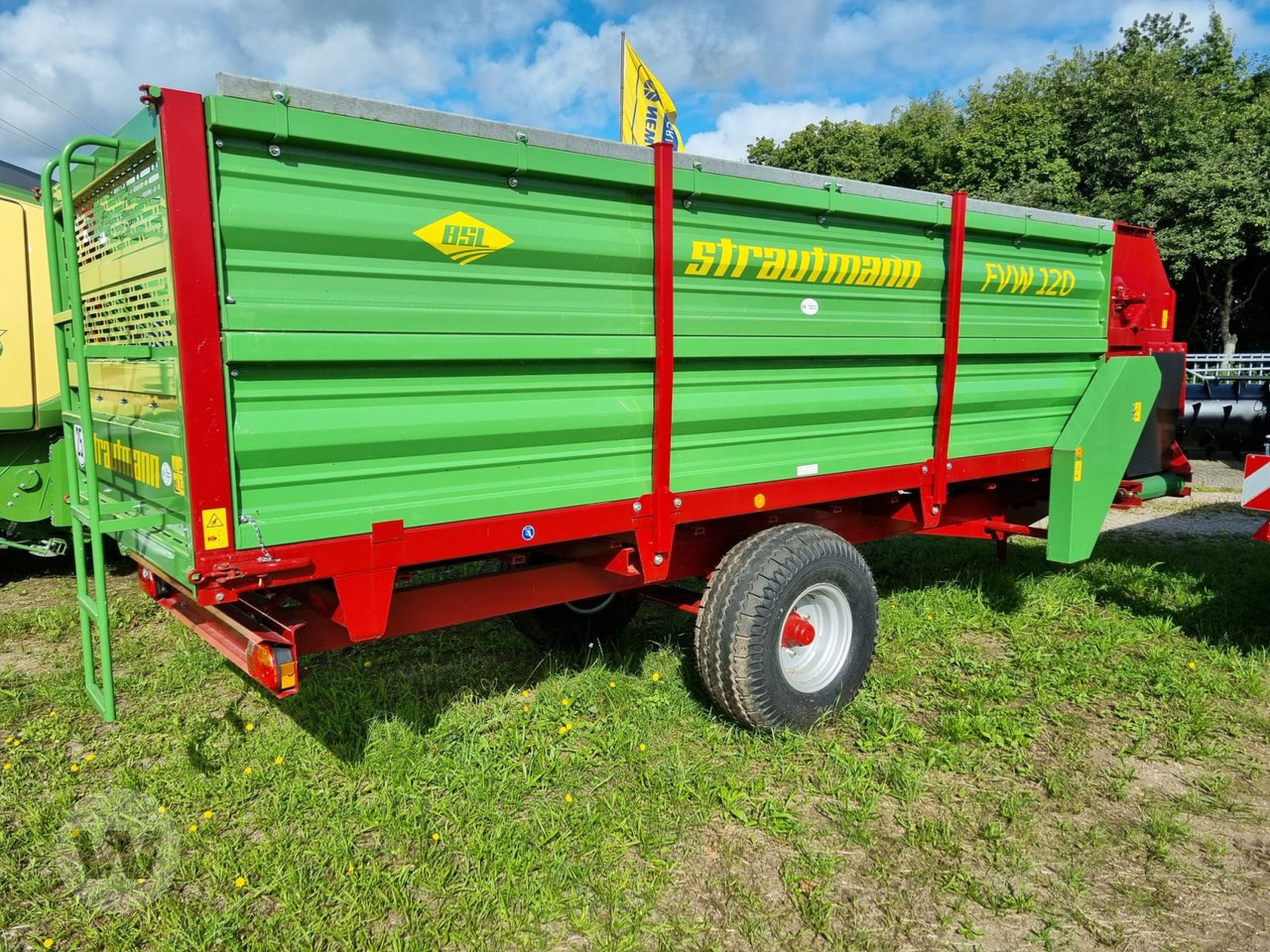 Strautmann FVW 120 - Futtermischwagen: das Bild 4 Strautmann FVW 120 - Futtermischwagen: das Bild 4
