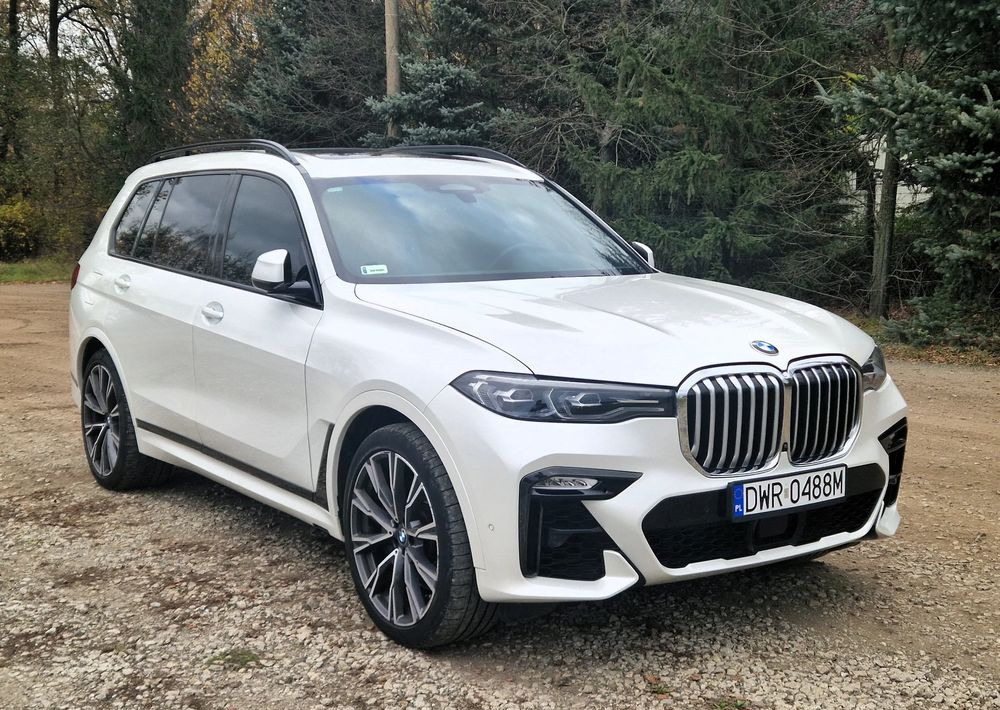BMW X7 M50i sport - SUV/ Geländewagen: das Bild 1 BMW X7 M50i sport - SUV/ Geländewagen: das Bild 1