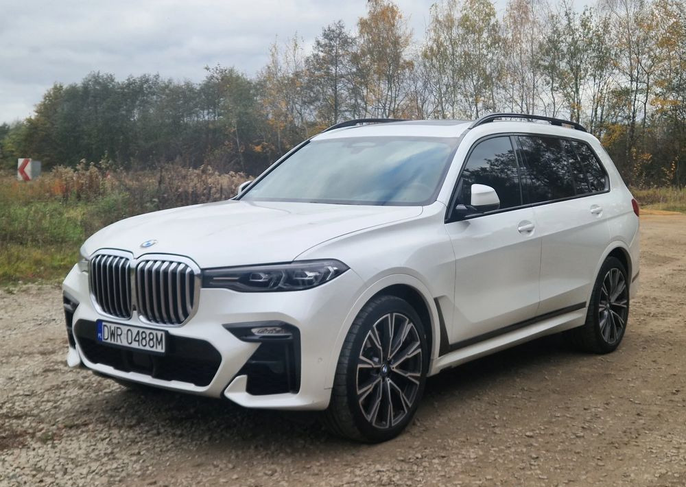 BMW X7 M50i sport - SUV/ Geländewagen: das Bild 3 BMW X7 M50i sport - SUV/ Geländewagen: das Bild 3