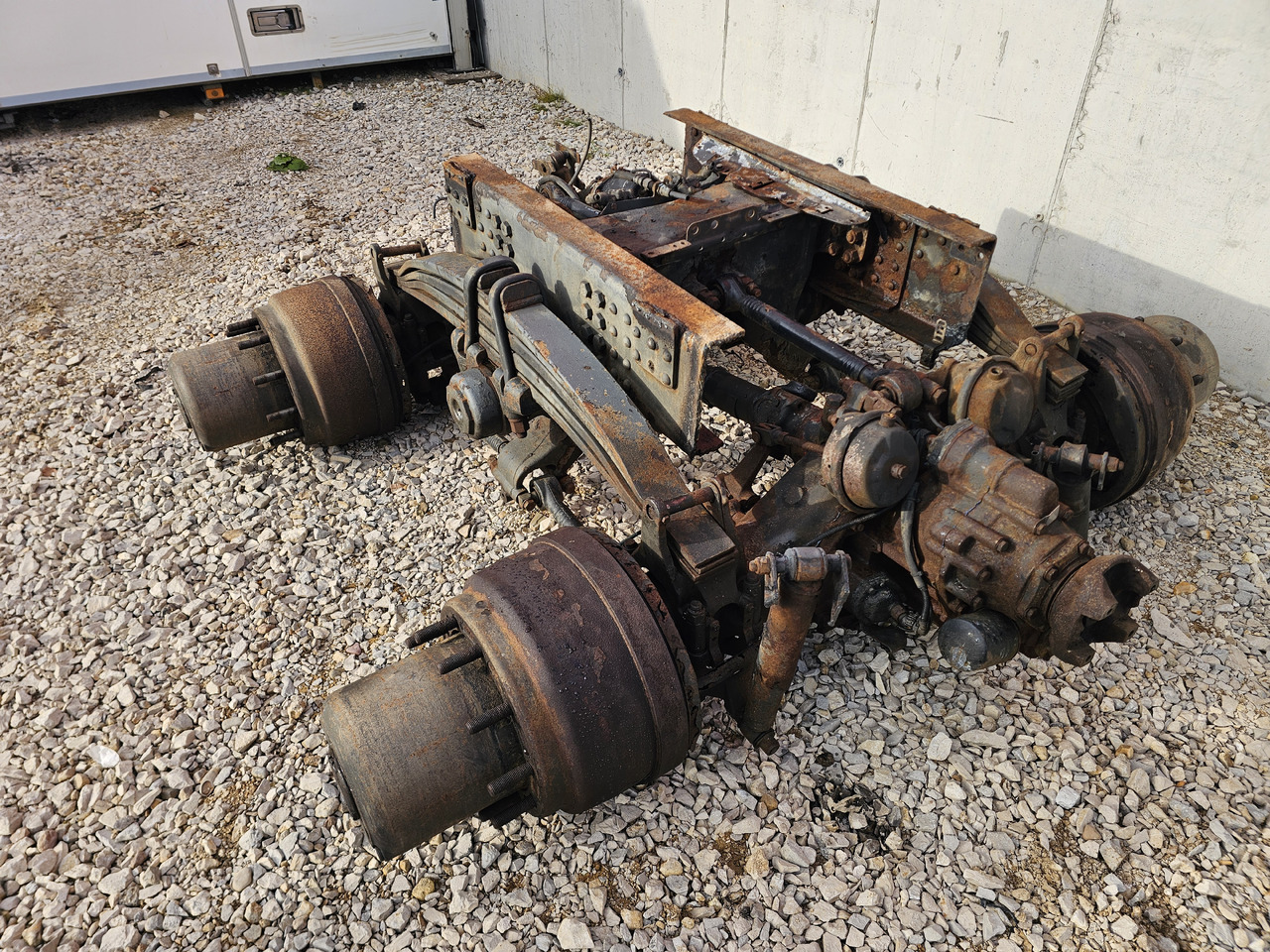 SCANIA COMPLETE REAR AXLES SET / RBP735 / RATIO= 3,93 / 6x4 6x6 8x4 8x6 - Hinterachse: das Bild 5 SCANIA COMPLETE REAR AXLES SET / RBP735 / RATIO= 3,93 / 6x4 6x6 8x4 8x6 - Hinterachse: das Bild 5
