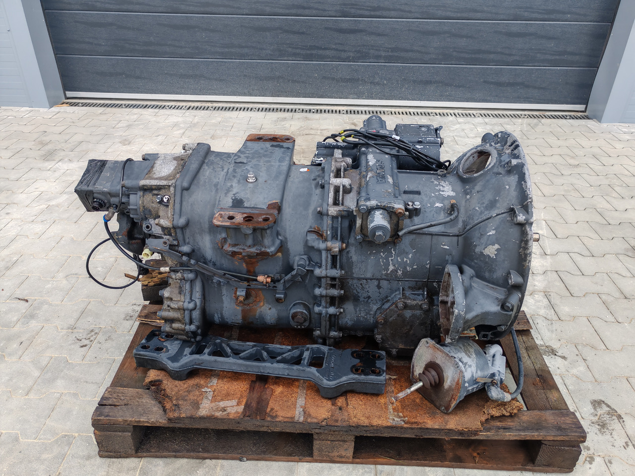 SCANIA GEARBOX / GRS0905 / COMPLETE / WORLDWIDE DELIVERY - Getriebe: das Bild 1 SCANIA GEARBOX / GRS0905 / COMPLETE / WORLDWIDE DELIVERY - Getriebe: das Bild 1