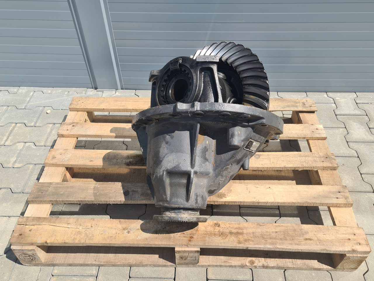 VOLVO DIFFERENTIAL DIFF / MS18X / RSS1360 / RATIO 2.85 37-13 / WORLDWIDE DELIVERY - Hinterachse: das Bild 1 VOLVO DIFFERENTIAL DIFF / MS18X / RSS1360 / RATIO 2.85 37-13 / WORLDWIDE DELIVERY - Hinterachse: das Bild 1