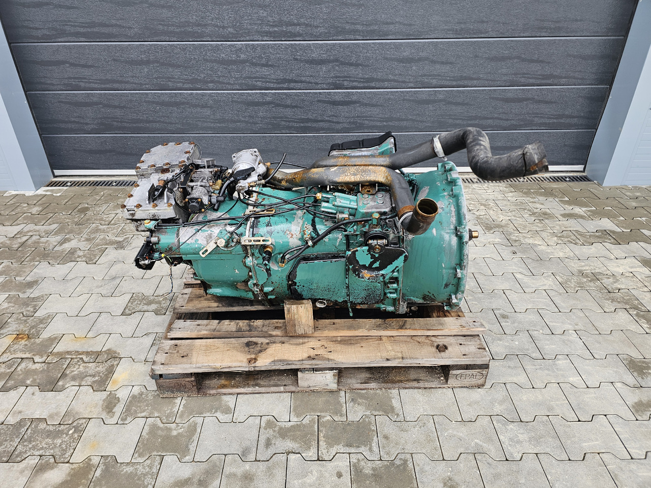 VOLVO FH13 FH16 / GEARBOX / RETARDER / VTO2814B / MANUAL / WORLDWIDE DELIVERY - Getriebe: das Bild 1 VOLVO FH13 FH16 / GEARBOX / RETARDER / VTO2814B / MANUAL / WORLDWIDE DELIVERY - Getriebe: das Bild 1
