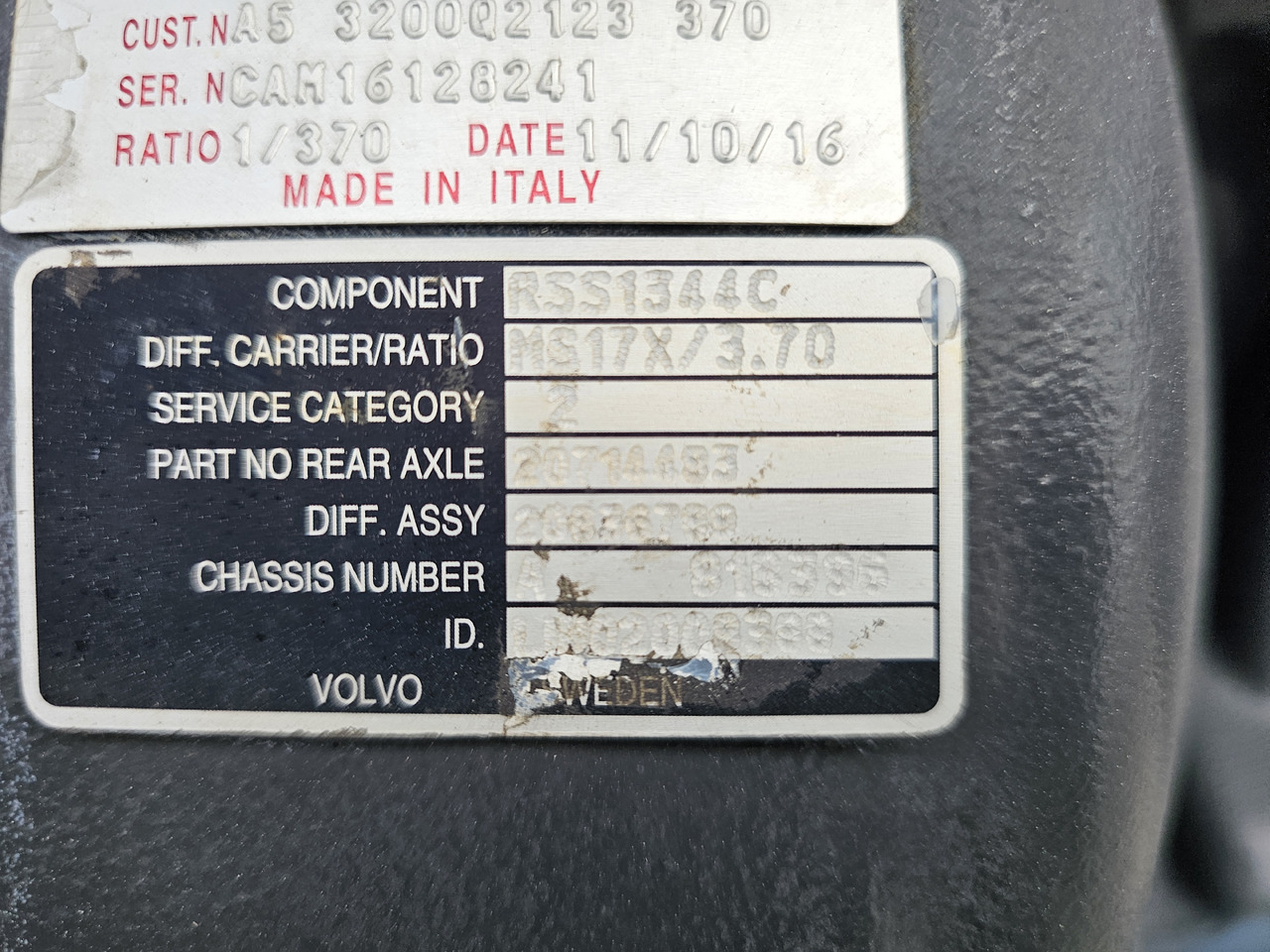 VOLVO / RENAULT COMPLETE REAR AXLE / MS17X / RSS1344C / ratio: 3.70 / NEW - NOT USED - Hinterachse: das Bild 4 VOLVO / RENAULT COMPLETE REAR AXLE / MS17X / RSS1344C / ratio: 3.70 / NEW - NOT USED - Hinterachse: das Bild 4