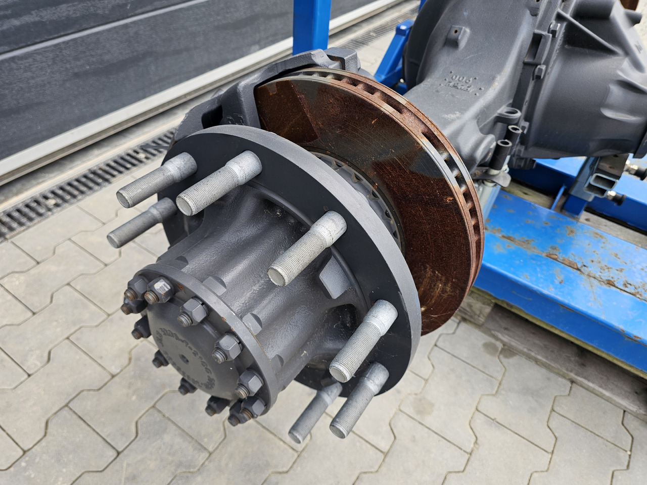 VOLVO / RENAULT COMPLETE REAR AXLE / MS17X / RSS1344C / ratio: 3.70 / NEW - NOT USED - Hinterachse: das Bild 5 VOLVO / RENAULT COMPLETE REAR AXLE / MS17X / RSS1344C / ratio: 3.70 / NEW - NOT USED - Hinterachse: das Bild 5