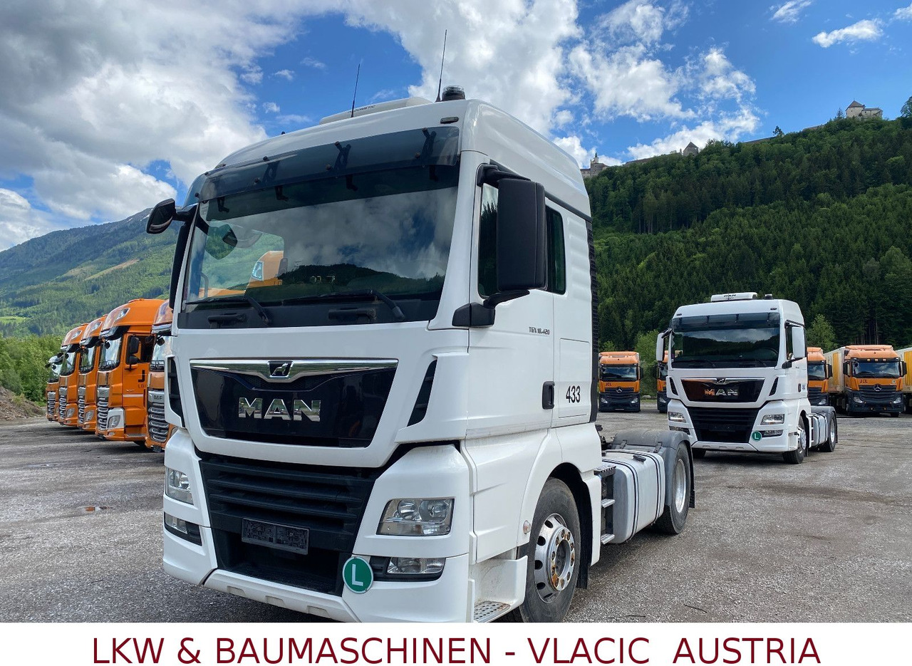 MAN TGX 18.420 (eigengewicht 6939Kg) MAN TGX 18.420 (eigengewicht 6939Kg) - Sattelzugmaschine: das Bild 1 MAN TGX 18.420 (eigengewicht 6939Kg) MAN TGX 18.420 (eigengewicht 6939Kg) - Sattelzugmaschine: das Bild 1