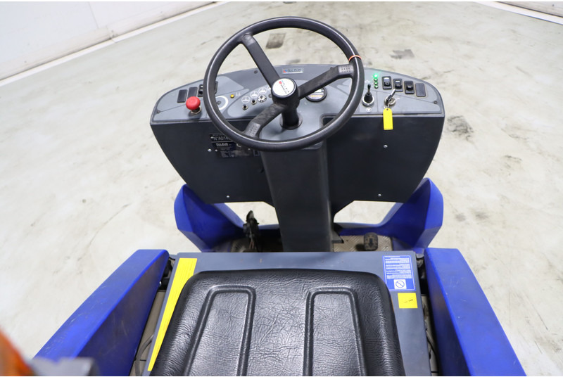 Dulevo H1020 ROR - Kehrmaschine: das Bild 2 Dulevo H1020 ROR - Kehrmaschine: das Bild 2