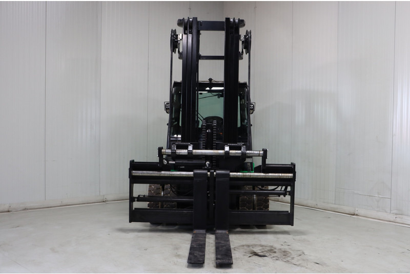 Hangcha CPD80-XCY2-SI - Elektrostapler: das Bild 3 Hangcha CPD80-XCY2-SI - Elektrostapler: das Bild 3