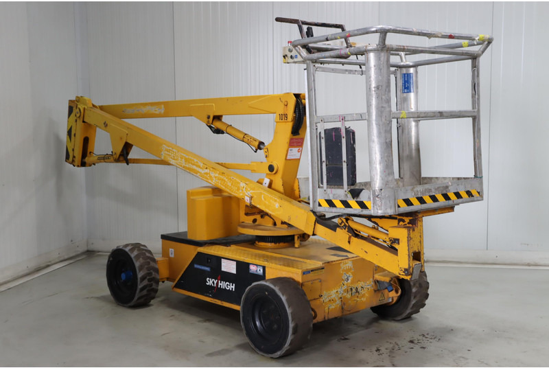 SkyHigh ST120 - Gelenkarmbühne: das Bild 1 SkyHigh ST120 - Gelenkarmbühne: das Bild 1