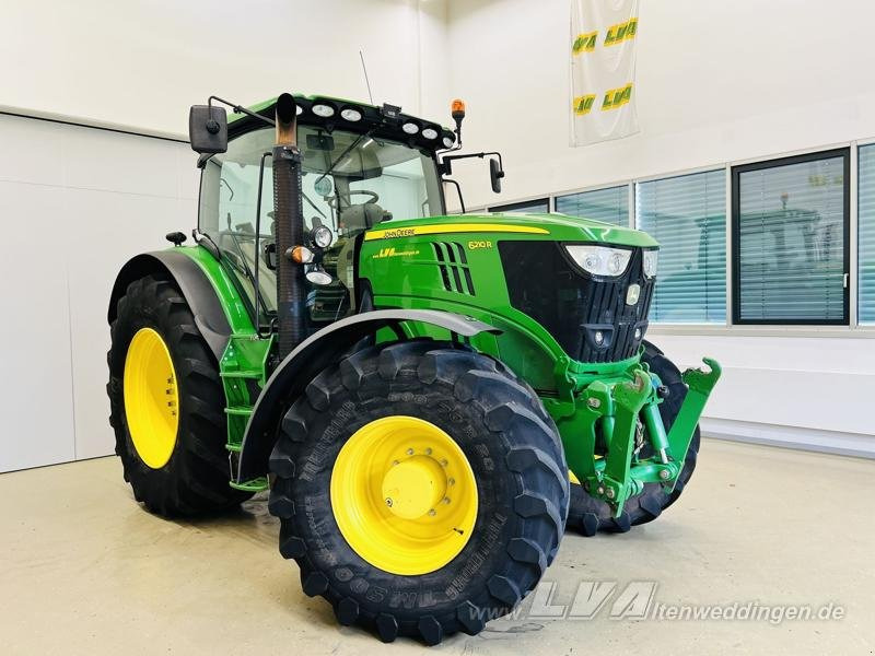 John Deere 6210R - Traktor: das Bild 4 John Deere 6210R - Traktor: das Bild 4