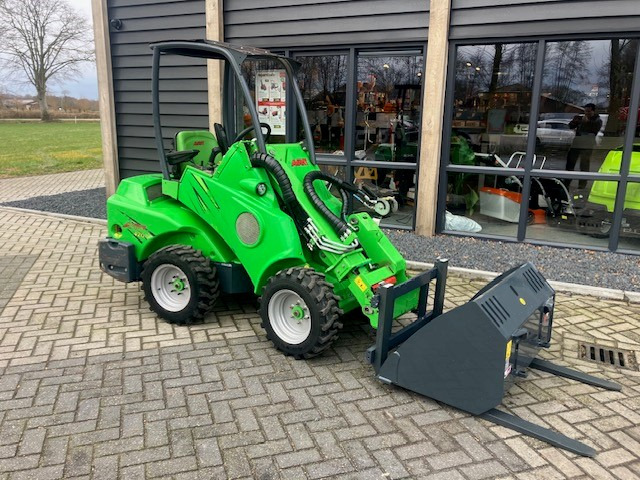 AVANT 420 loader - Hoflader: das Bild 5 AVANT 420 loader - Hoflader: das Bild 5