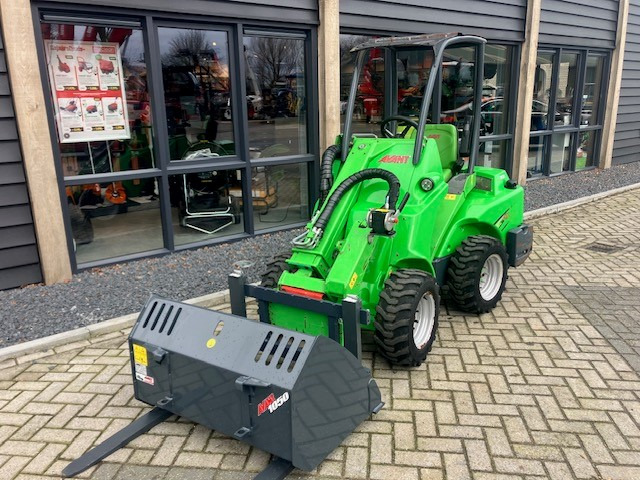 AVANT 420 loader - Hoflader: das Bild 2 AVANT 420 loader - Hoflader: das Bild 2