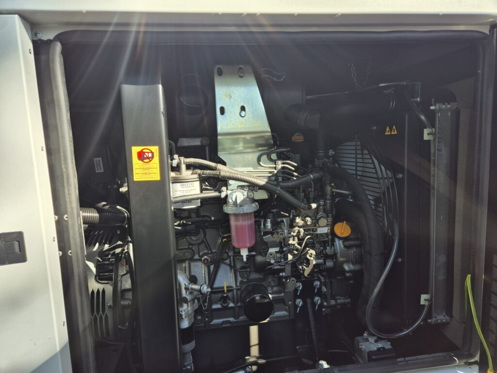 Stromgenerator, Zustand - NEU BRINKMAN & NIEMEIJER diesel generator: das Bild 10