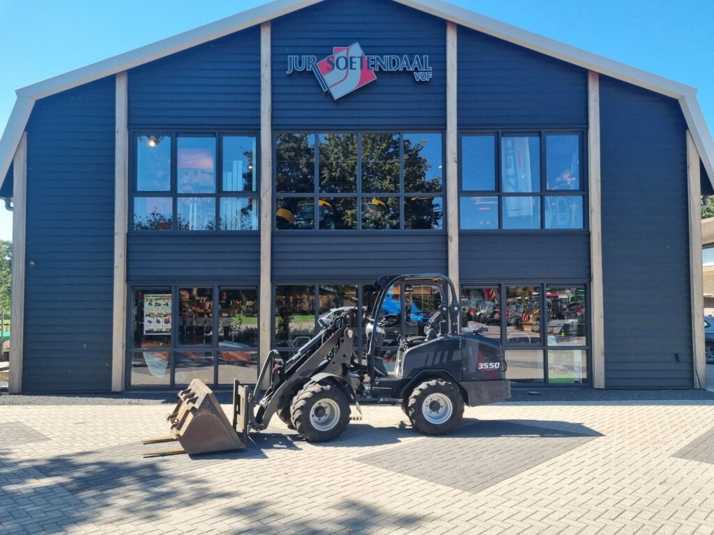 Hoflader SCHÄFFER 3550 miniloader: das Bild 1
