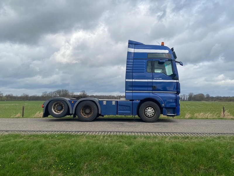 MAN TGX 28.480 | 6x2 | 2015 | LUXERY EDITION | - Sattelzugmaschine: das Bild 3 MAN TGX 28.480 | 6x2 | 2015 | LUXERY EDITION | - Sattelzugmaschine: das Bild 3